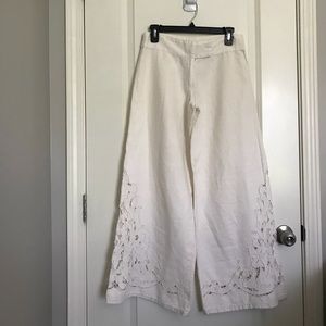 White linen culottes with floral lace (4)